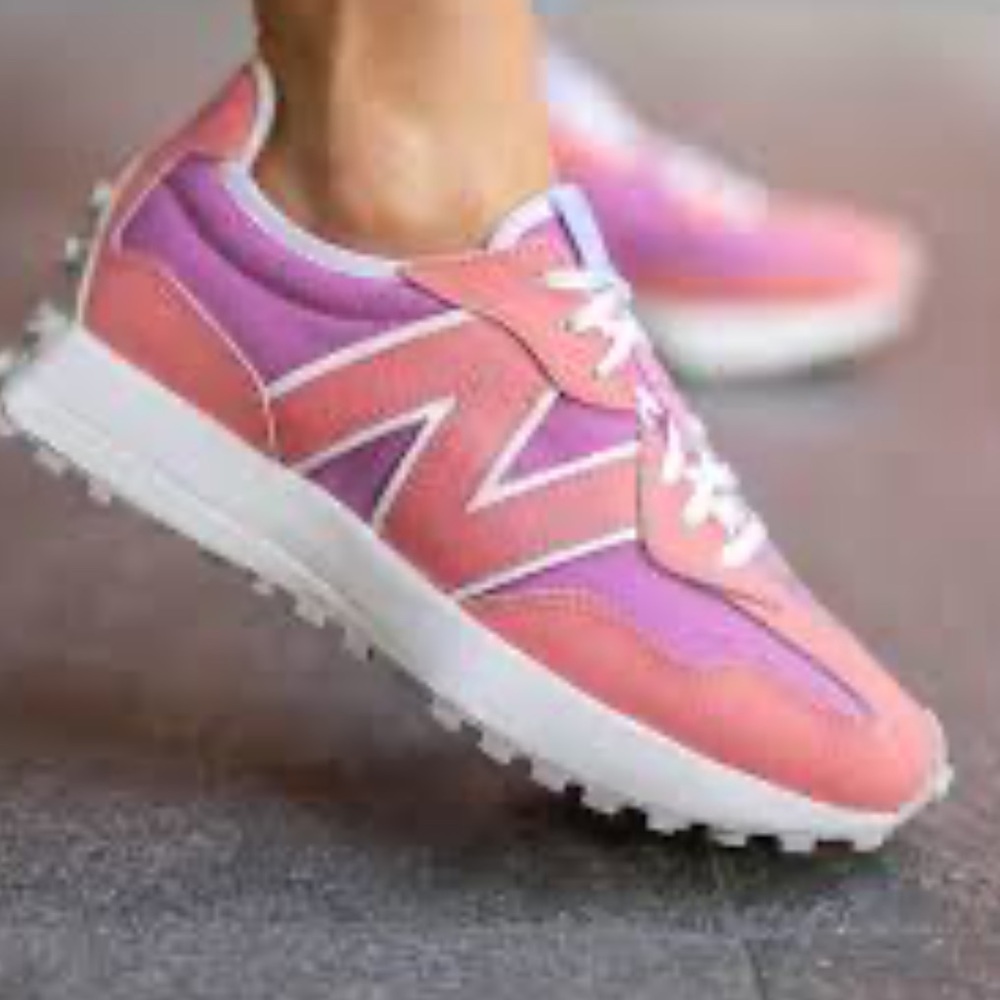New Balance Pink and Purple Women's Sneakers